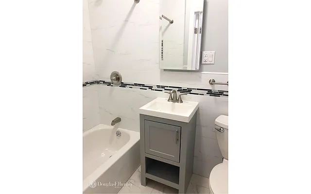 Rented by Douglas Elliman | media 21