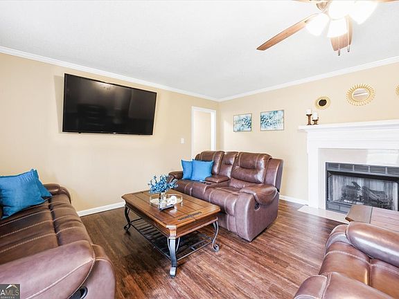 2nd image of 1251 Forsyth Landing Dr