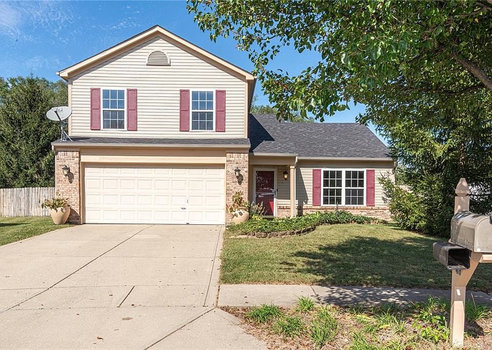 1st image of 715 Yellowwood Dr