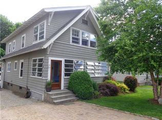 22 Wilford Rd, Branford, CT 06405