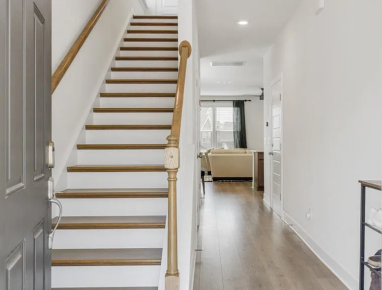 2712 Gossett Trl — Photo 4