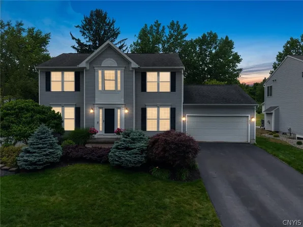 401 Homewood Dr, Fayetteville, NY 13066