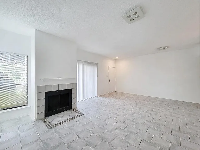 7119 N Holiday Dr #7119 — Photo 7