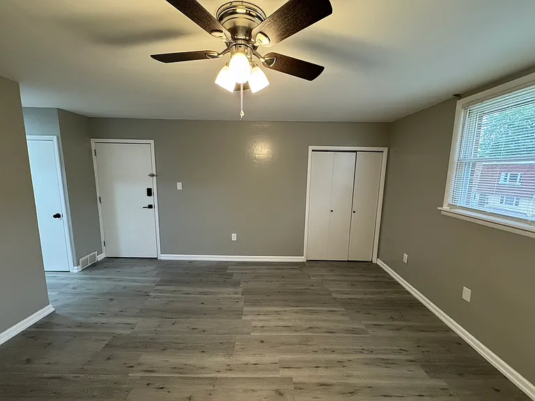 1134 E Mount Airy Ave #2 — Photo 6