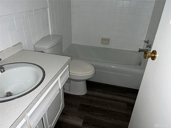 5th image of 3311 White Oak Dr