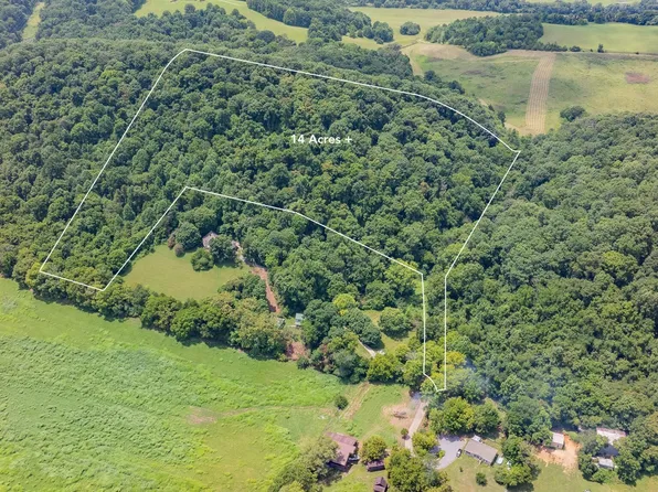 910 Old Fort Ln, Chuckey, TN 37641