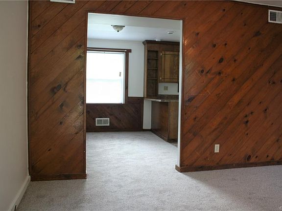 4th image of 412 Jefferson Ave