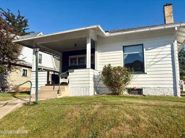 1211 Walnut St, Jersey Shore, PA 17740