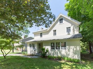 164 Bowden Rd, Cedar Grove, NJ 07009