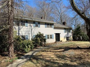 10 Brookhill Ln, Norwalk, CT 06851
