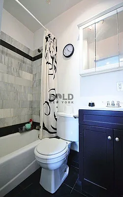 Rented by Bold Marketing | media 21