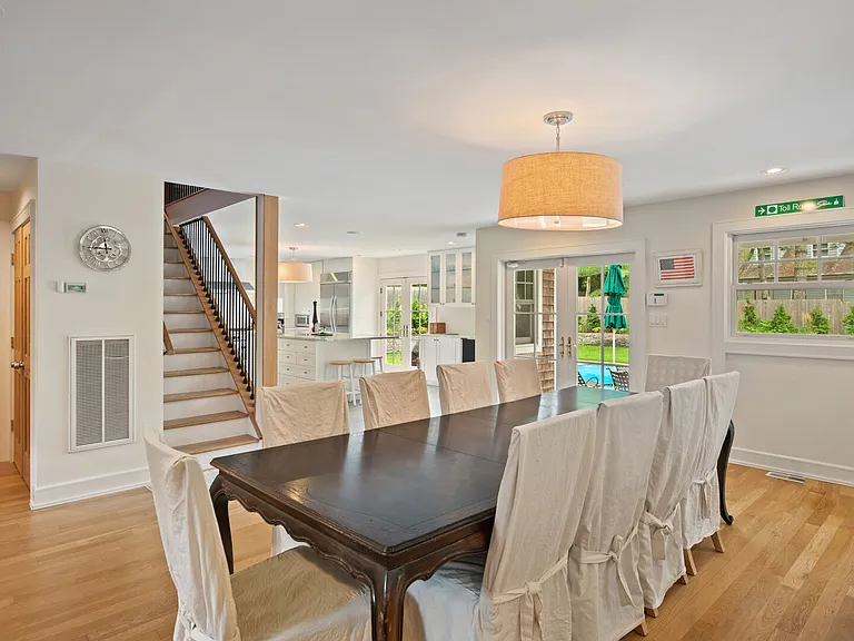 32 Floyd St — Photo 14