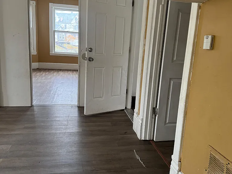 1102 Butternut St #2 — Photo 8