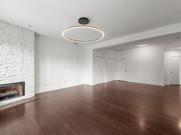 4th image of 2352 W Shakespeare Ave Unit 2C
