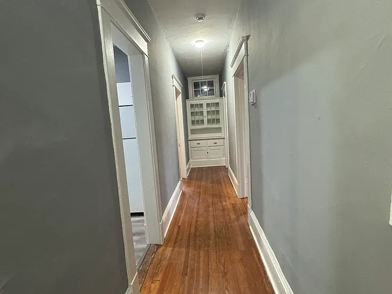 164 4th St NE #8 — Photo 10