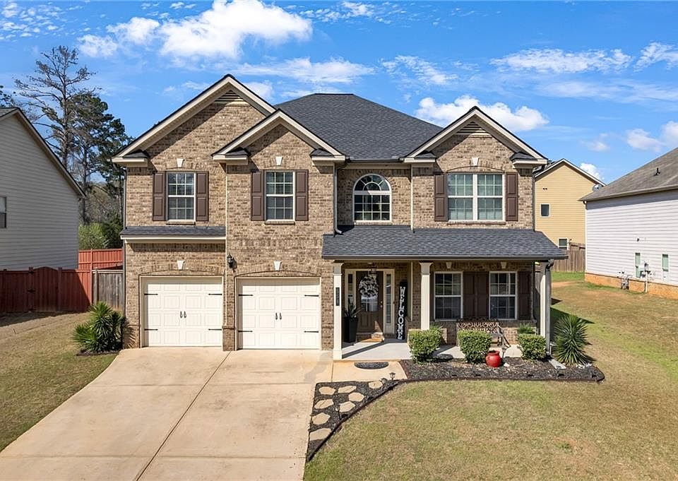 1st image of 558 Hideaway Dr