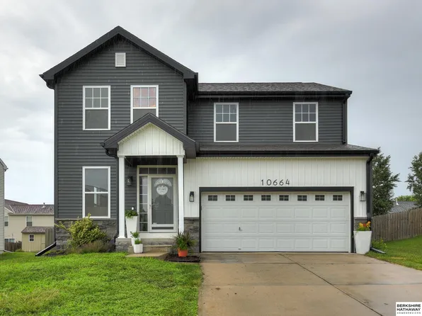 10664 Potter St, Omaha, NE 68122