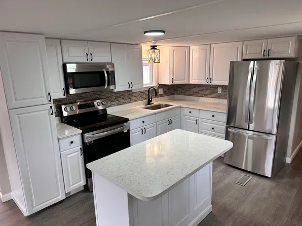 17 Bishop Lane, Epsom, NH 03234