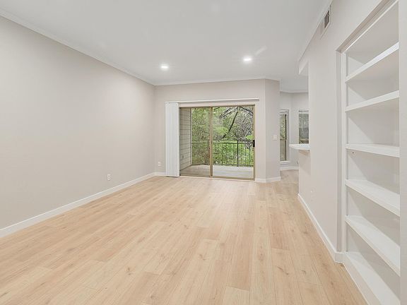 3rd image of 6000 Shepherd Mountain Cv Unit 1609