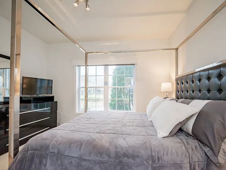 4100 Sand Piper Dr #4105 — Photo 10