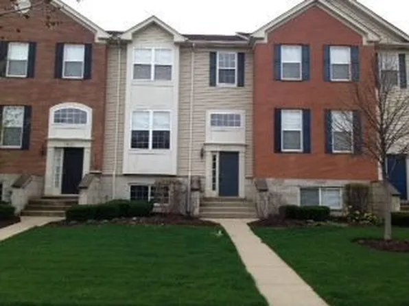 1603 Edinburgh Dr #117-2, Bartlett, IL 60103