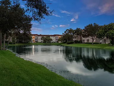 Pine Lakes Preserve Apartments
