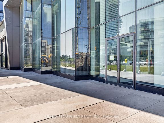 5th image of 448 Burnhamthorpe Rd W #4908