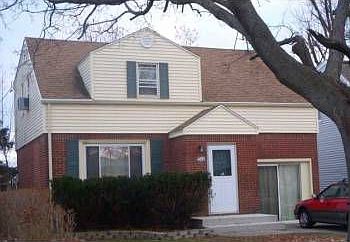 2nd image of 213 Lamont Dr