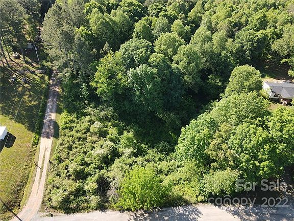 2nd image of 109 Knob Creek Dr