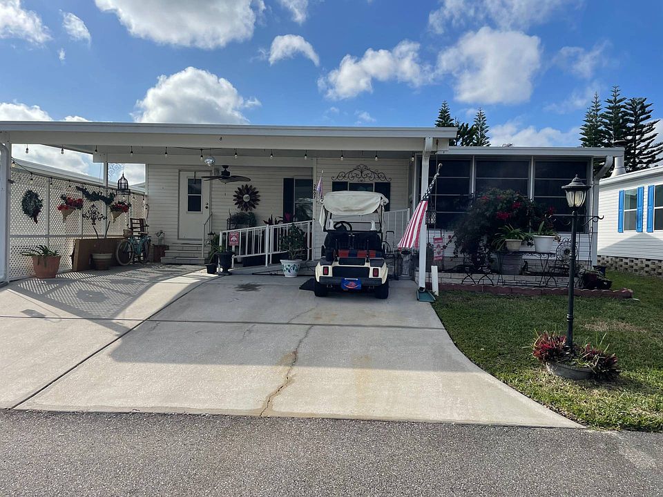 1st image of 2607 Lake Haven Dr