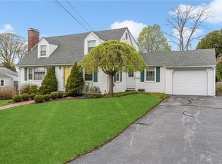 91 Rockcrest Dr, Cranston, RI 02920