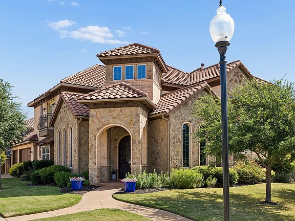 2nd image of 1725 Adalina Dr
