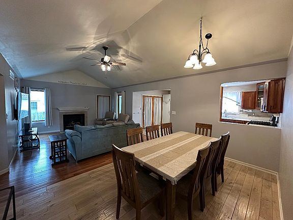 4th image of 314 White Oak Dr