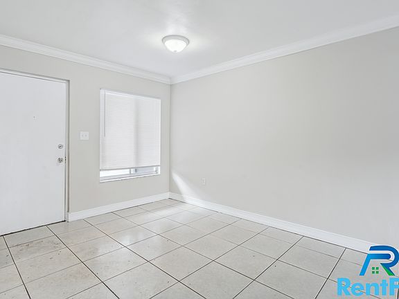 3rd image of 1830 Maravilla Ave #813