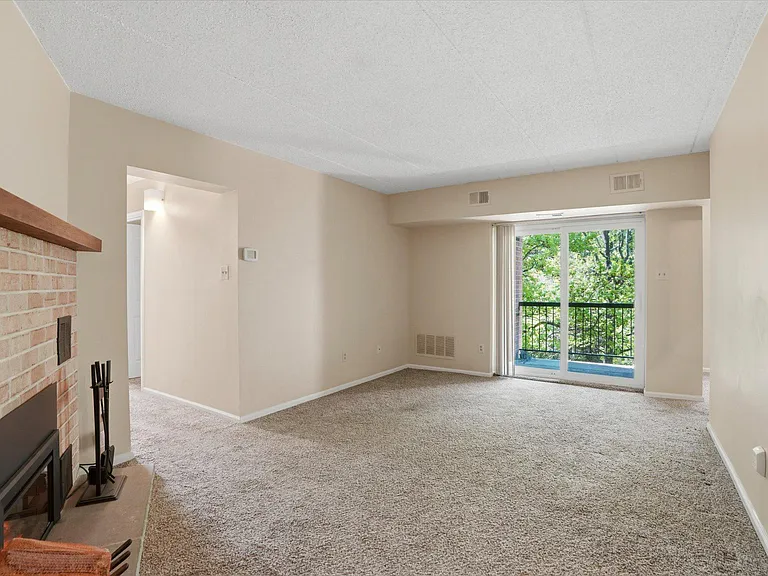 623 Washington Pl — Photo 12