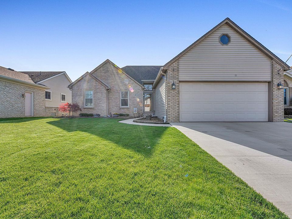 1st image of 46612 E Briarwood Dr