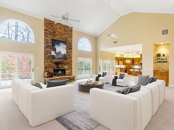 3rd image of 8010 Scudder Way