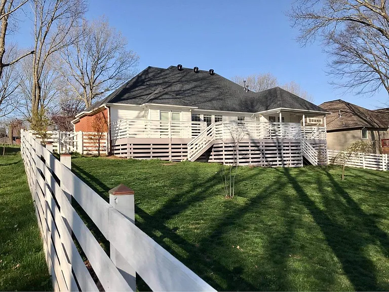 310 Genesis Dr — Photo 4