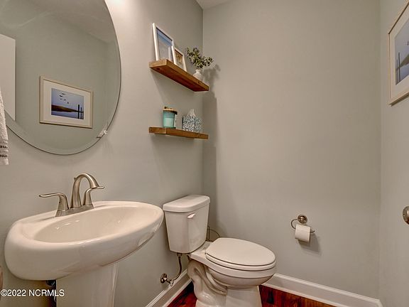2nd image of 644 Countryside Ln