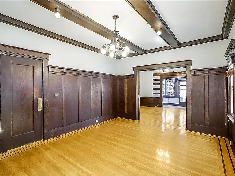 27 Westall Ave — Photo 11