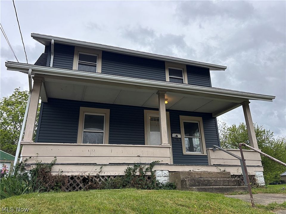 1st image of 1713 Regal Ave NE