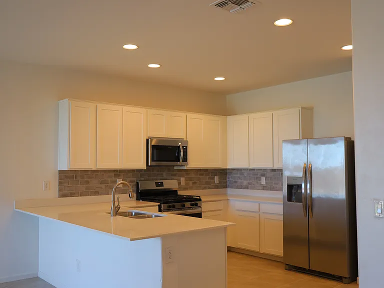 11036 W Atlantis Way — Photo 5