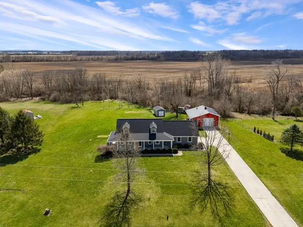 4747 W Ford Rd, Ashville, OH 43103