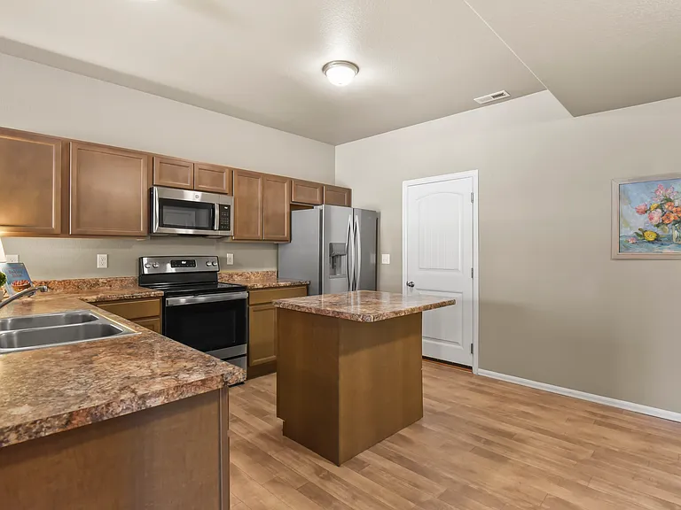 7623 Jack Pine Grv — Photo 4