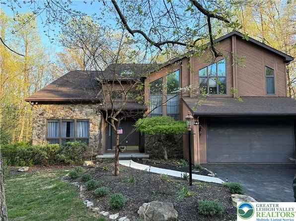 20 Highland Dr, Fleetwood, PA 19522