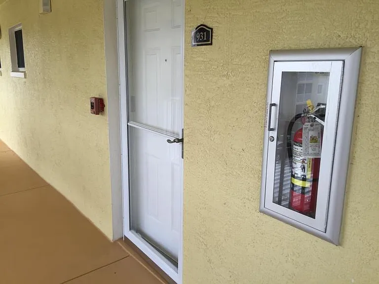 8271 Key Royal Cir #931 — Photo 3