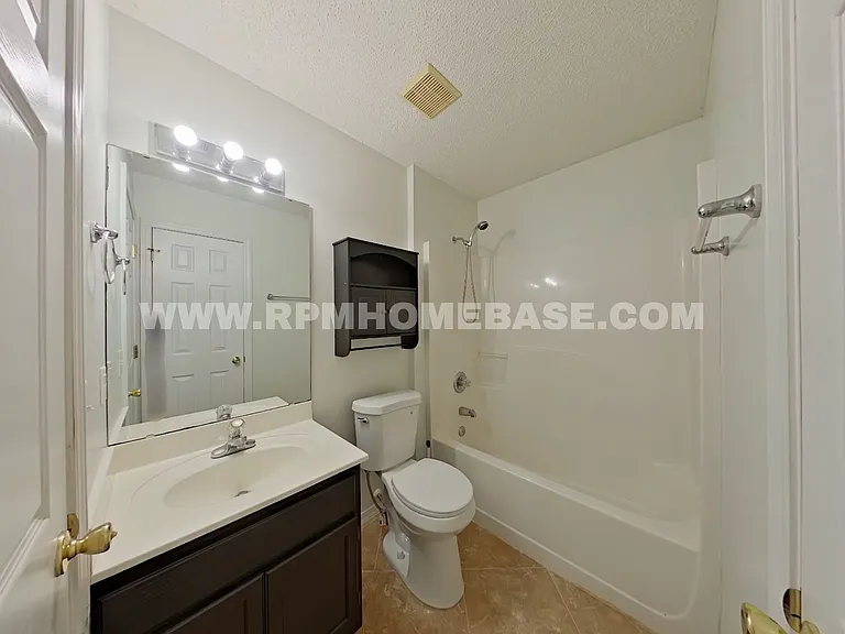 304 Strawbridge Dr — Photo 9