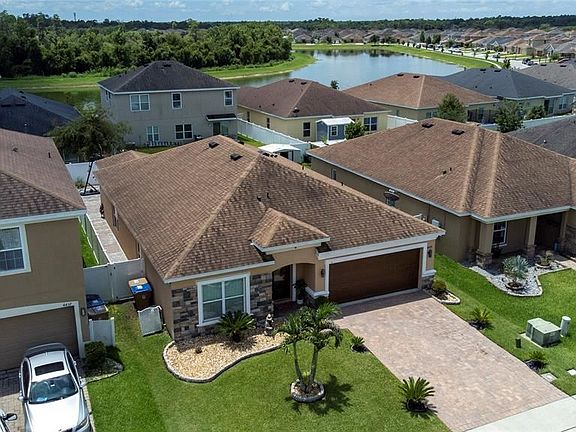 3rd image of 4835R Rockvale Dr
