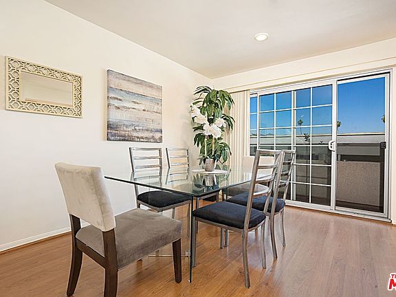 5th image of 346 W Wilson Ave Unit 6