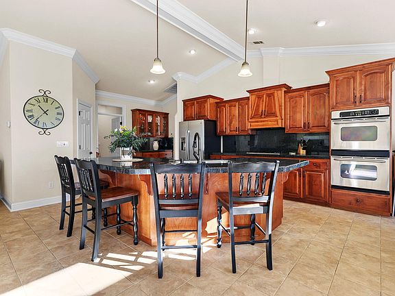 4th image of 3183 Agassi Ln